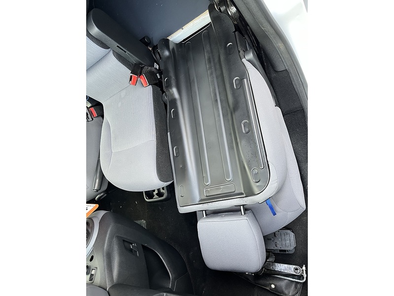 Peugeot 1.6 HDi 625 SE Panel Van 5dr Diesel Manual L1 (133 g/km, 75 bhp)