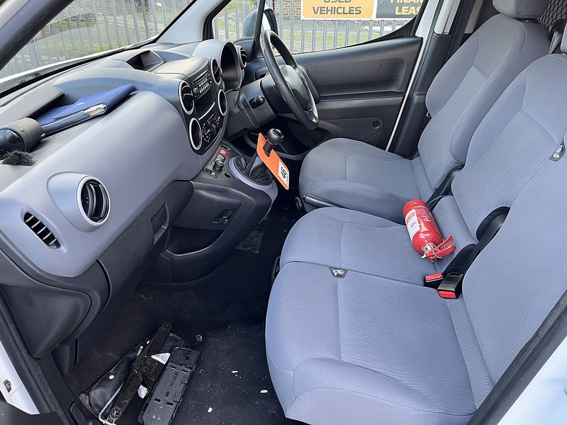 Peugeot 1.6 HDi 625 SE Panel Van 5dr Diesel Manual L1 (133 g/km, 75 bhp)