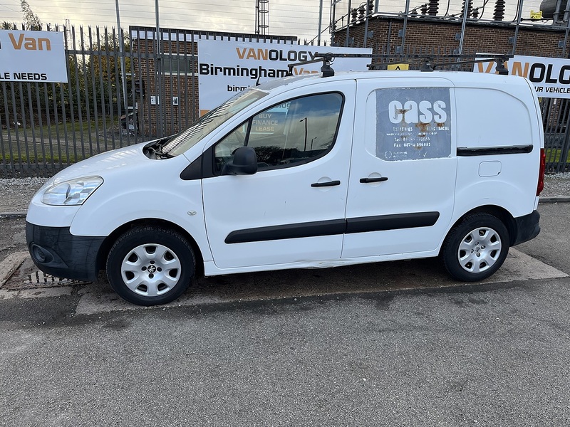 Peugeot 1.6 HDi 625 SE Panel Van 5dr Diesel Manual L1 (133 g/km, 75 bhp)