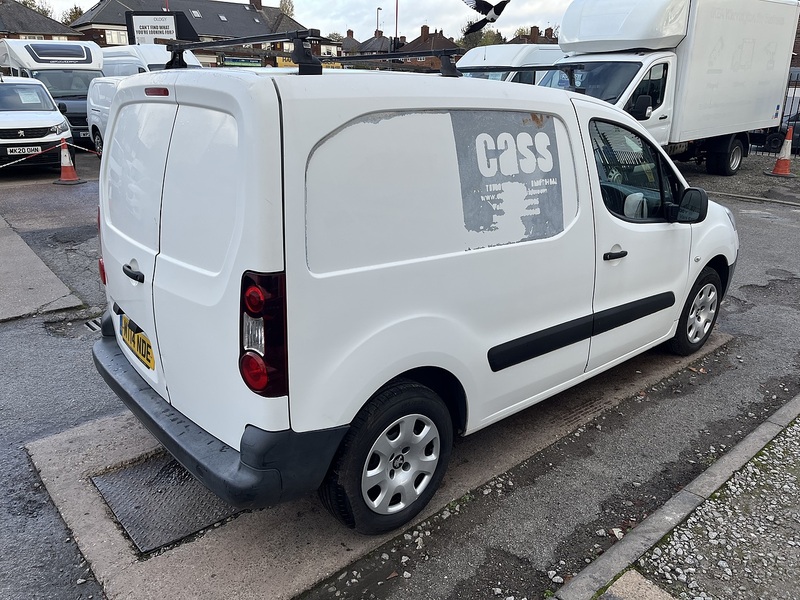 Peugeot 1.6 HDi 625 SE Panel Van 5dr Diesel Manual L1 (133 g/km, 75 bhp)