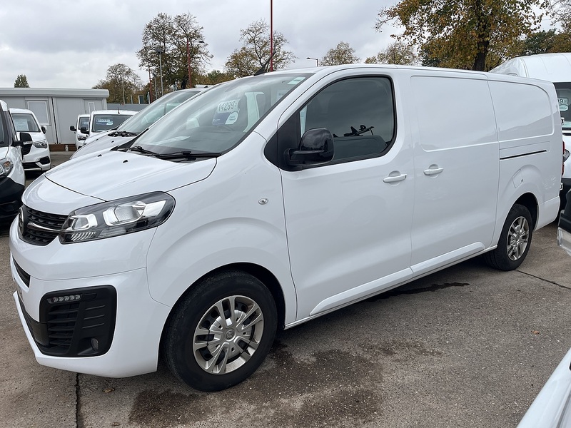 Vauxhall 1.5 Turbo D 2900 Sportive Panel Van 6dr Diesel Manual L2 H1 Euro 6 (s/s) (100 ps)