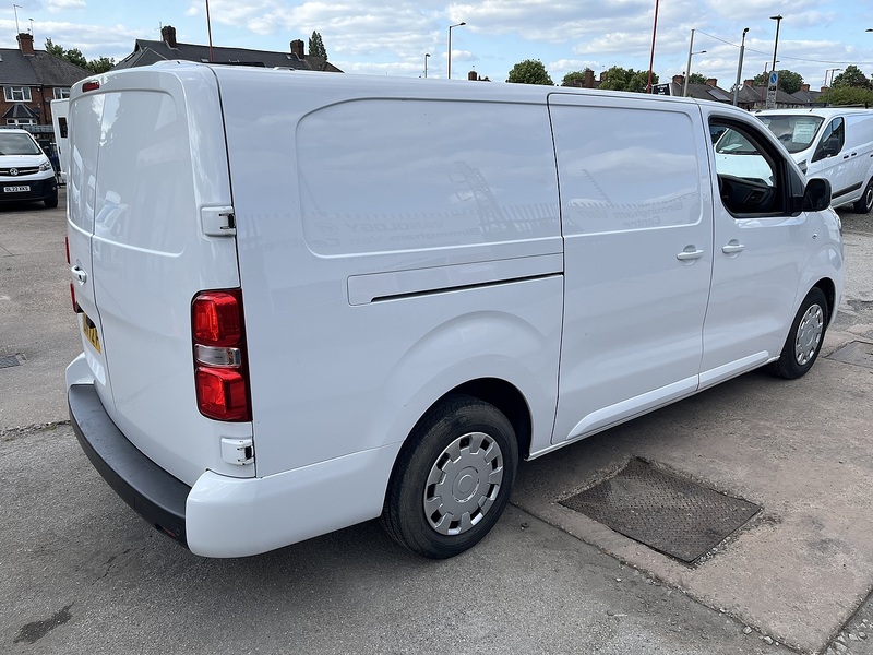 Vauxhall 1.5 Turbo D 2900 Sportive Panel Van 6dr Diesel Manual L2 H1 Euro 6 (s/s) (100 ps)