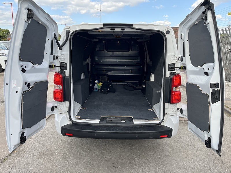 Vauxhall 1.5 Turbo D 2900 Sportive Panel Van 6dr Diesel Manual L2 H1 Euro 6 (s/s) (100 ps)