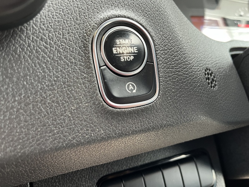 Mercedes-Benz 2.0 315 CDI Premium Panel Van 5dr Diesel Manual FWD L2 H2 Euro 6 (s/s) (150 ps)