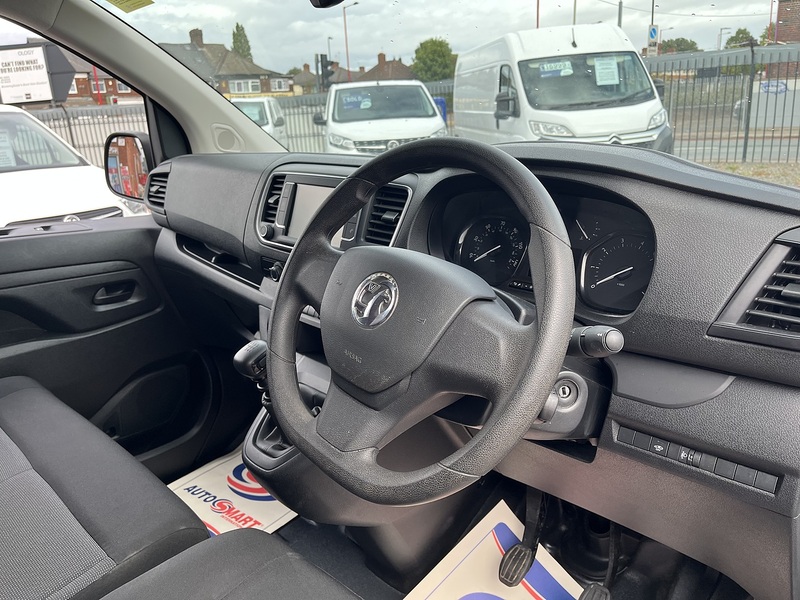 Vauxhall 1.5 Turbo D 2900 Dynamic Panel Van 6dr Diesel Manual L2 H1 Euro 6 (s/s) (100 ps)