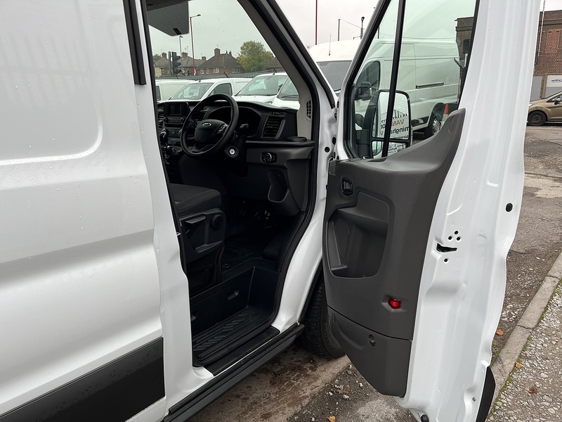 Ford 2.0 350 EcoBlue Leader Panel Van 5dr Diesel Manual RWD L3 H3 Euro 6 (s/s) (130 ps)
