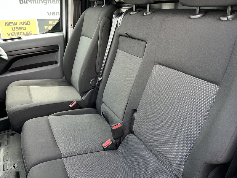 Vauxhall 1.5 Turbo D 2900 Sportive Panel Van 6dr Diesel Manual L2 H1 Euro 6 (s/s) (100 ps)