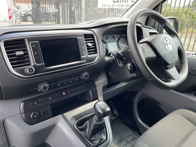 Vauxhall 1.5 Turbo D 2900 Sportive Panel Van 6dr Diesel Manual L2 H1 Euro 6 (s/s) (100 ps)