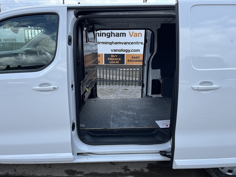 Vauxhall 1.5 Turbo D 2900 Sportive Panel Van 6dr Diesel Manual L2 H1 Euro 6 (s/s) (100 ps)
