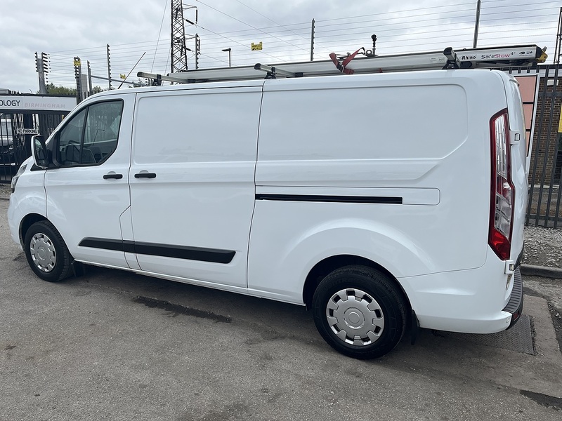 Ford 2.0 300 EcoBlue Trend Panel Van 5dr Diesel Manual L2 H1 Euro 6 (105 ps)