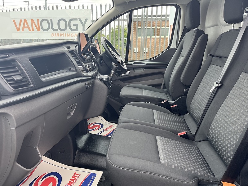 Ford 2.0 300 EcoBlue Trend Panel Van 5dr Diesel Manual L2 H1 Euro 6 (105 ps)