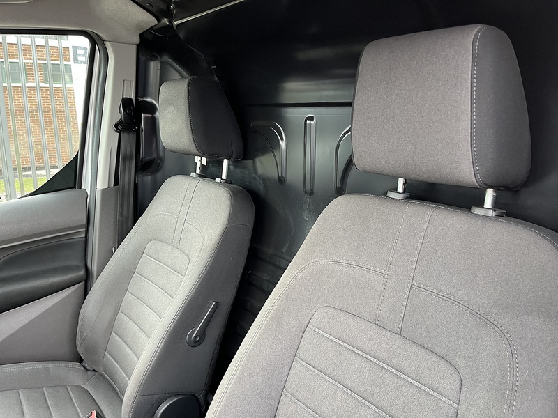 Ford 1.5 240 EcoBlue Limited Panel Van 5dr Diesel Manual L2 Euro 6 (s/s) (120 ps)