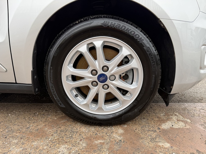 Ford 1.5 240 EcoBlue Limited Panel Van 5dr Diesel Manual L2 Euro 6 (s/s) (120 ps)