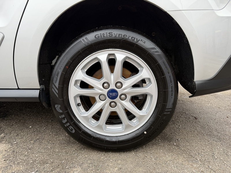 Ford 1.5 240 EcoBlue Limited Panel Van 5dr Diesel Manual L2 Euro 6 (s/s) (120 ps)