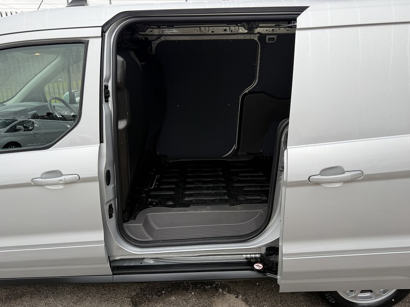 Ford 1.5 240 EcoBlue Limited Panel Van 5dr Diesel Manual L2 Euro 6 (s/s) (120 ps)