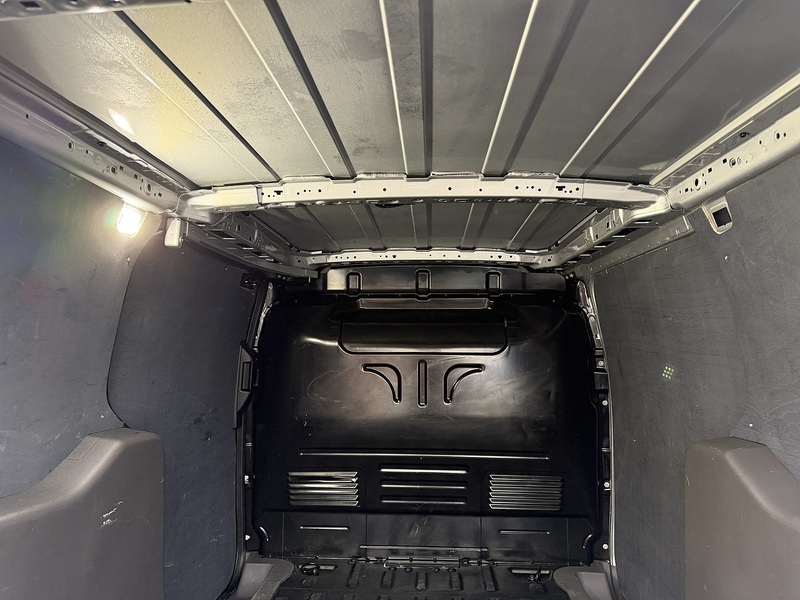 Ford 1.5 240 EcoBlue Limited Panel Van 5dr Diesel Manual L2 Euro 6 (s/s) (120 ps)