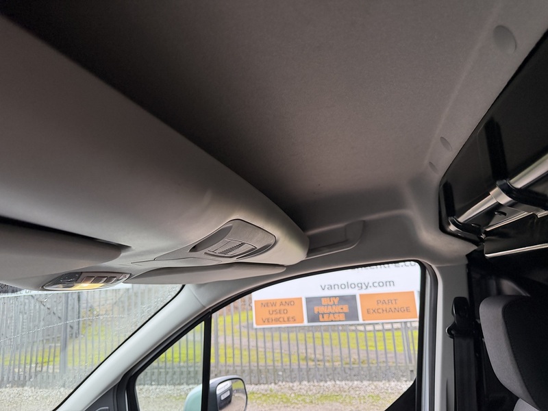 Ford 1.5 240 EcoBlue Limited Panel Van 5dr Diesel Manual L2 Euro 6 (s/s) (120 ps)