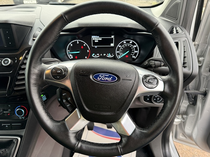 Ford 1.5 240 EcoBlue Limited Panel Van 5dr Diesel Manual L2 Euro 6 (s/s) (120 ps)