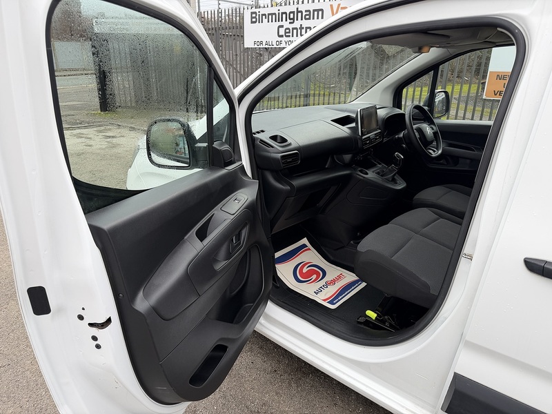 Citroen 1.5 BlueHDi 650 Enterprise M Pro Panel Van 5dr Diesel Manual SWB Euro 6 (75 ps)