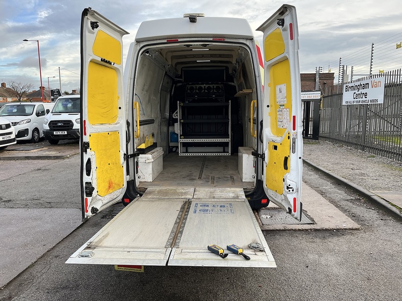 Vauxhall 2.3 CDTi 3500 BiTurbo Edition Panel Van 5dr Diesel Manual FWD L3 H3 Euro 6 (135 ps)