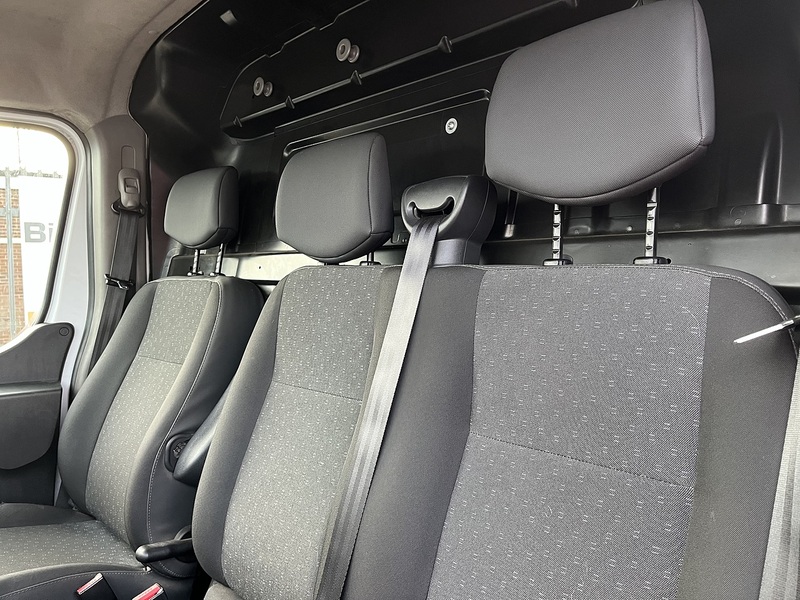 Vauxhall 2.3 CDTi 3500 BiTurbo Edition Panel Van 5dr Diesel Manual FWD L3 H3 Euro 6 (135 ps)