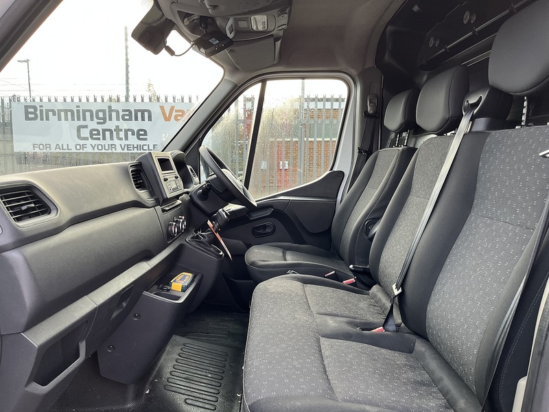 Vauxhall 2.3 CDTi 3500 BiTurbo Edition Panel Van 5dr Diesel Manual FWD L3 H3 Euro 6 (135 ps)