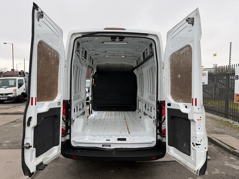 Ford Transit 350 EcoBlue - U8787