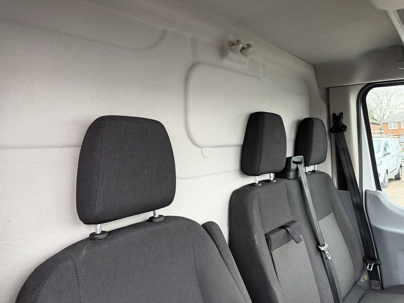 Ford Transit 350 EcoBlue - U8787