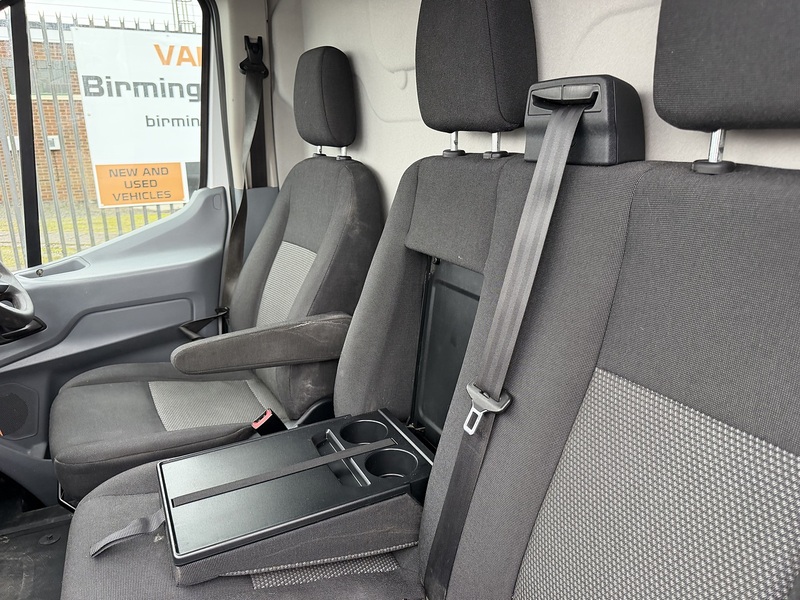 Ford Transit 350 EcoBlue - U8787