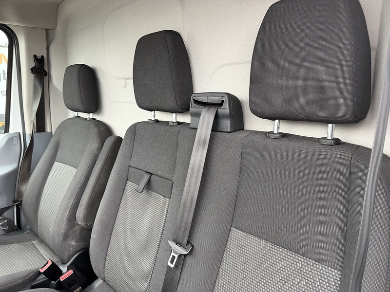Ford Transit 350 EcoBlue - U8787