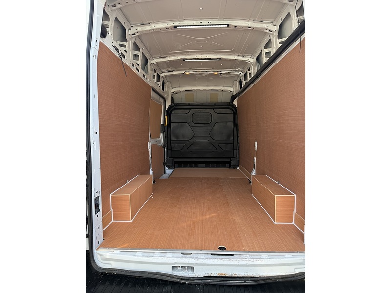 Ford Transit 350 EcoBlue - U8787