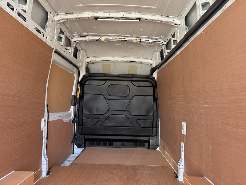 Ford Transit 350 EcoBlue - U8787