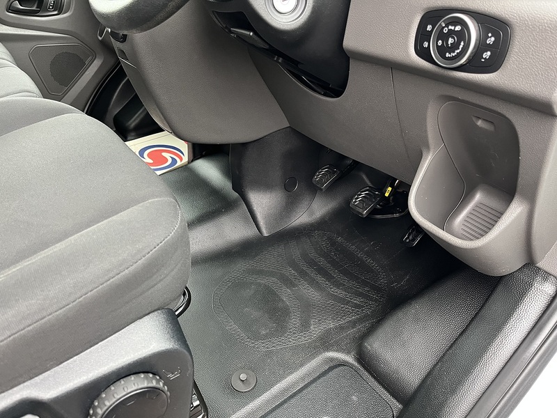 Ford 2.0 350 EcoBlue Leader Panel Van 5dr Diesel Manual RWD L3 H3 Euro 6 (s/s) (130 ps)