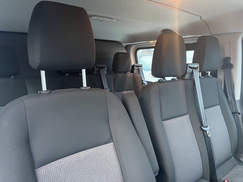 Ford 2.0 320 EcoBlue Leader Crew Van Double Cab 5dr Diesel Manual L2 H1 Euro 6 (s/s) (130 ps)