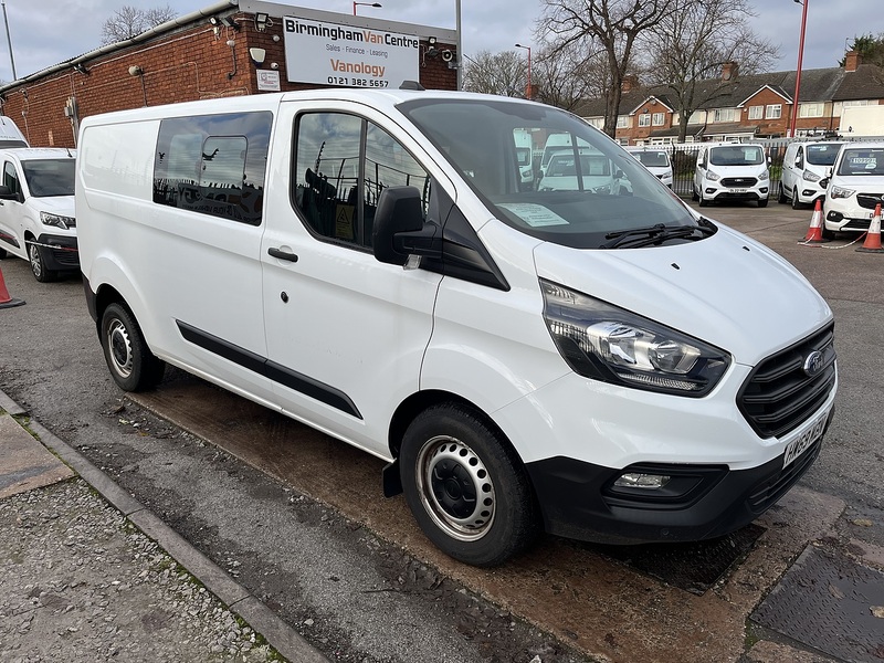 Ford 2.0 320 EcoBlue Leader Crew Van Double Cab 5dr Diesel Manual L2 H1 Euro 6 (s/s) (130 ps)