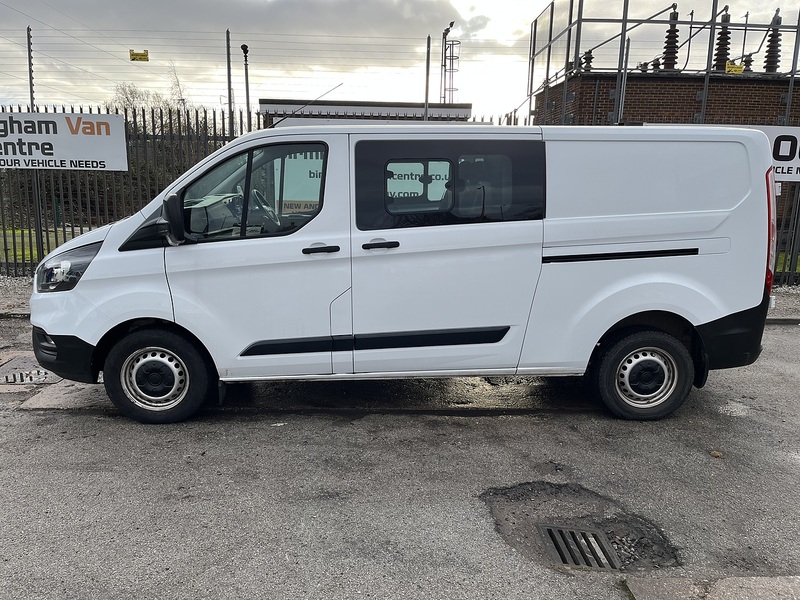 Ford 2.0 320 EcoBlue Leader Crew Van Double Cab 5dr Diesel Manual L2 H1 Euro 6 (s/s) (130 ps)
