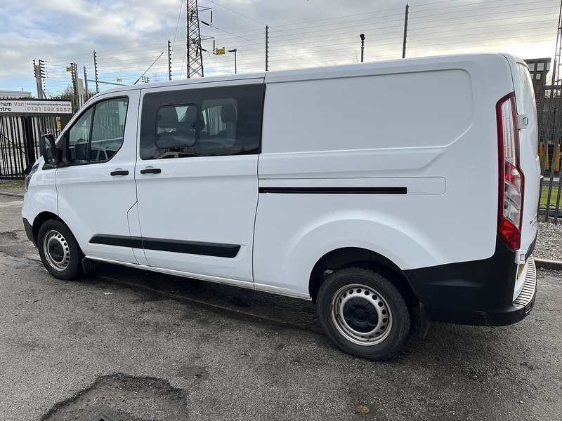 Ford 2.0 320 EcoBlue Leader Crew Van Double Cab 5dr Diesel Manual L2 H1 Euro 6 (s/s) (130 ps)