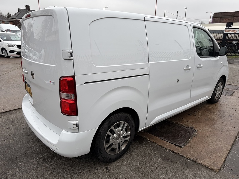 Vauxhall 1.5 Turbo D 2700 Sportive Panel Van 6dr Diesel Manual L1 H1 Euro 6 (s/s) (100 ps)