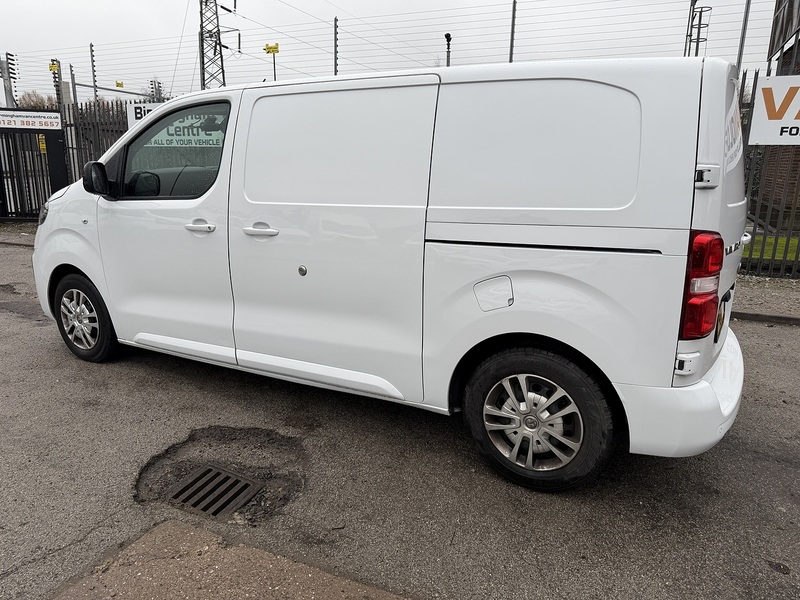 Vauxhall 1.5 Turbo D 2700 Sportive Panel Van 6dr Diesel Manual L1 H1 Euro 6 (s/s) (100 ps)