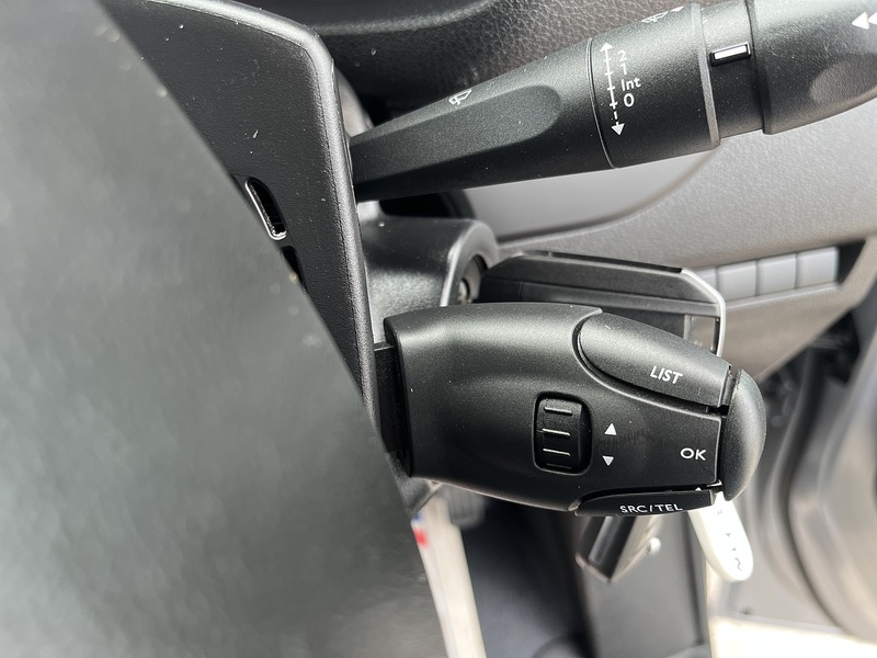 Vauxhall PRIME 1.5CDTi 100 L2 LWB (HIGH SPEC)