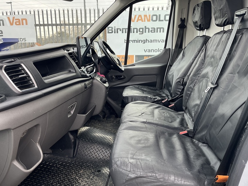 Ford 350 68kWh Trend Panel Van 5dr Electric Auto RWD L2 H2 (184 ps)