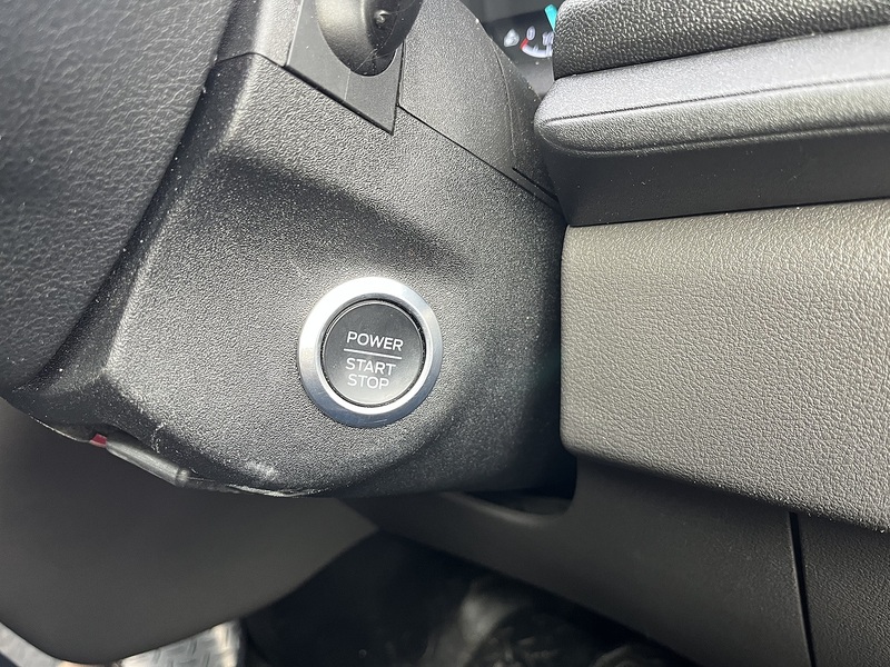 Ford 350 68kWh Trend Panel Van 5dr Electric Auto RWD L2 H2 (184 ps)