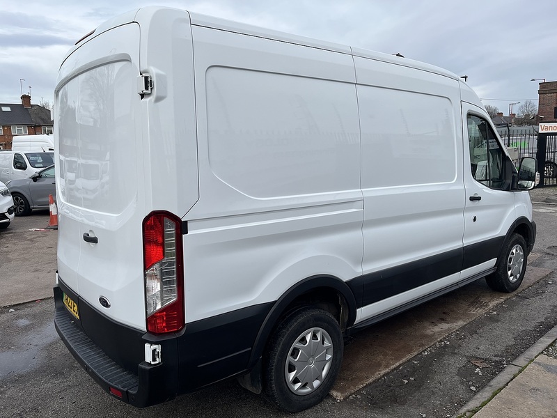Ford 350 68kWh Trend Panel Van 5dr Electric Auto RWD L2 H2 (184 ps)