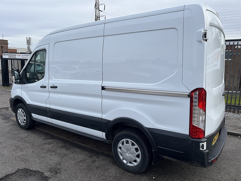 Ford 350 68kWh Trend Panel Van 5dr Electric Auto RWD L2 H2 (184 ps)