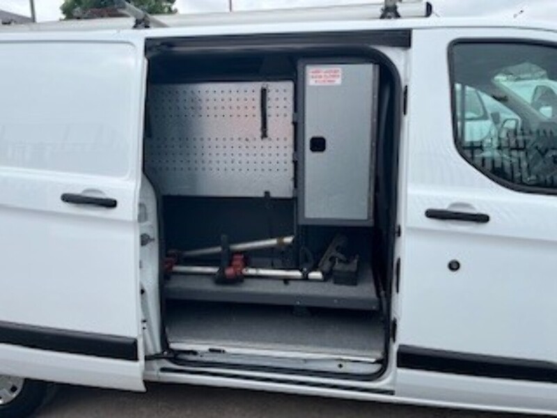 Ford 2.0 320 EcoBlue Trend Panel Van 5dr Diesel Manual L2 H1 Euro 6 (s/s) (105 ps)