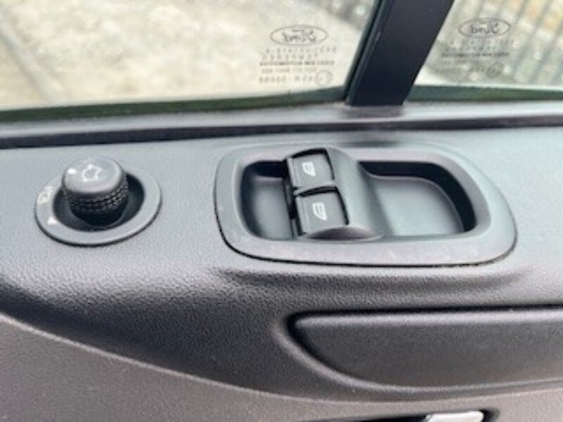 Ford 2.0 320 EcoBlue Trend Panel Van 5dr Diesel Manual L2 H1 Euro 6 (s/s) (105 ps)