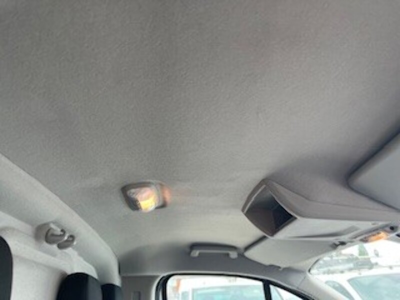 Ford 2.0 300 EcoBlue Trend Panel Van 5dr Diesel Manual L2 H1 Euro 6 (105 ps)