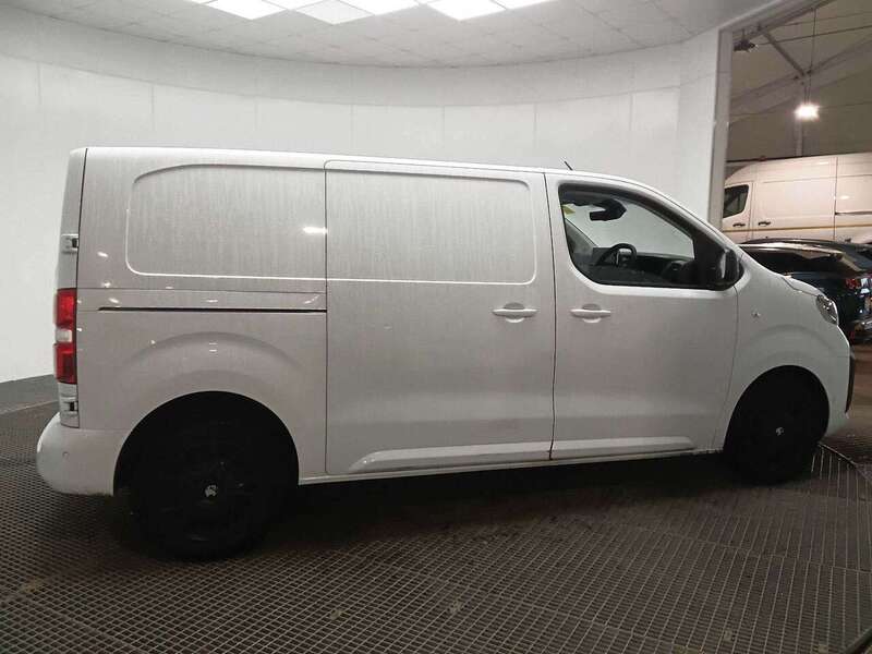 Vauxhall 1.5 Turbo D Pro Panel Van 6dr Diesel Manual SWB Euro 6 (s/s) (120 ps)