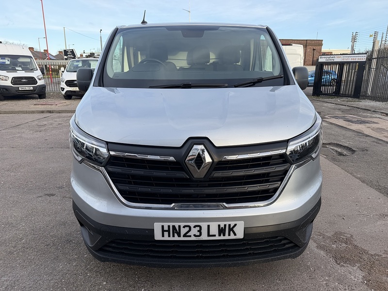Renault 2.0 dCi Blue SL28 Business Panel Van 5dr Diesel Manual L1 H1 Euro 6 (s/s) (130 ps)