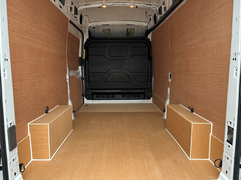 Ford 2.0 350 EcoBlue Leader Panel Van 5dr Diesel Manual RWD L3 H3 Euro 6 (s/s) (130 ps)